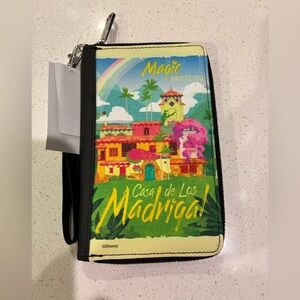 NWT  Encanto's House of the Madrigal Zip Around Wallet
